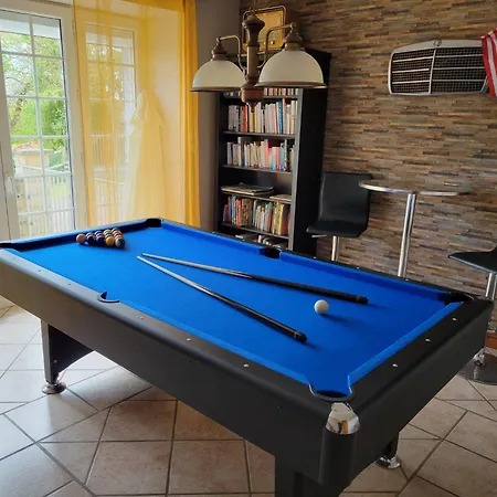 Meuble 3 Etoiles, Proche Plages Debarquement Dans Les Marais Du Cotentin A *